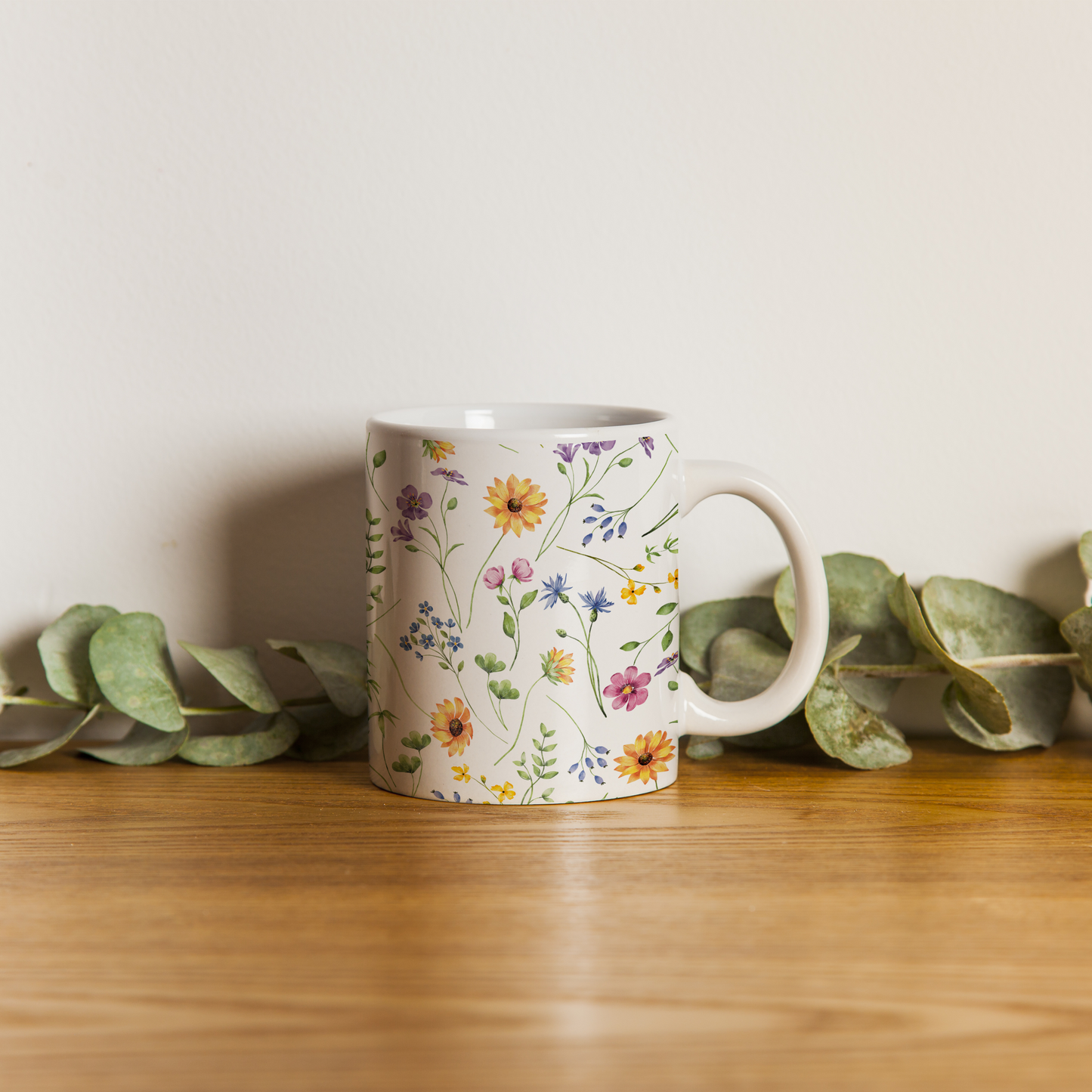 Doğanın Zarafeti Kupanda – Floral Tasarımlı Bardak